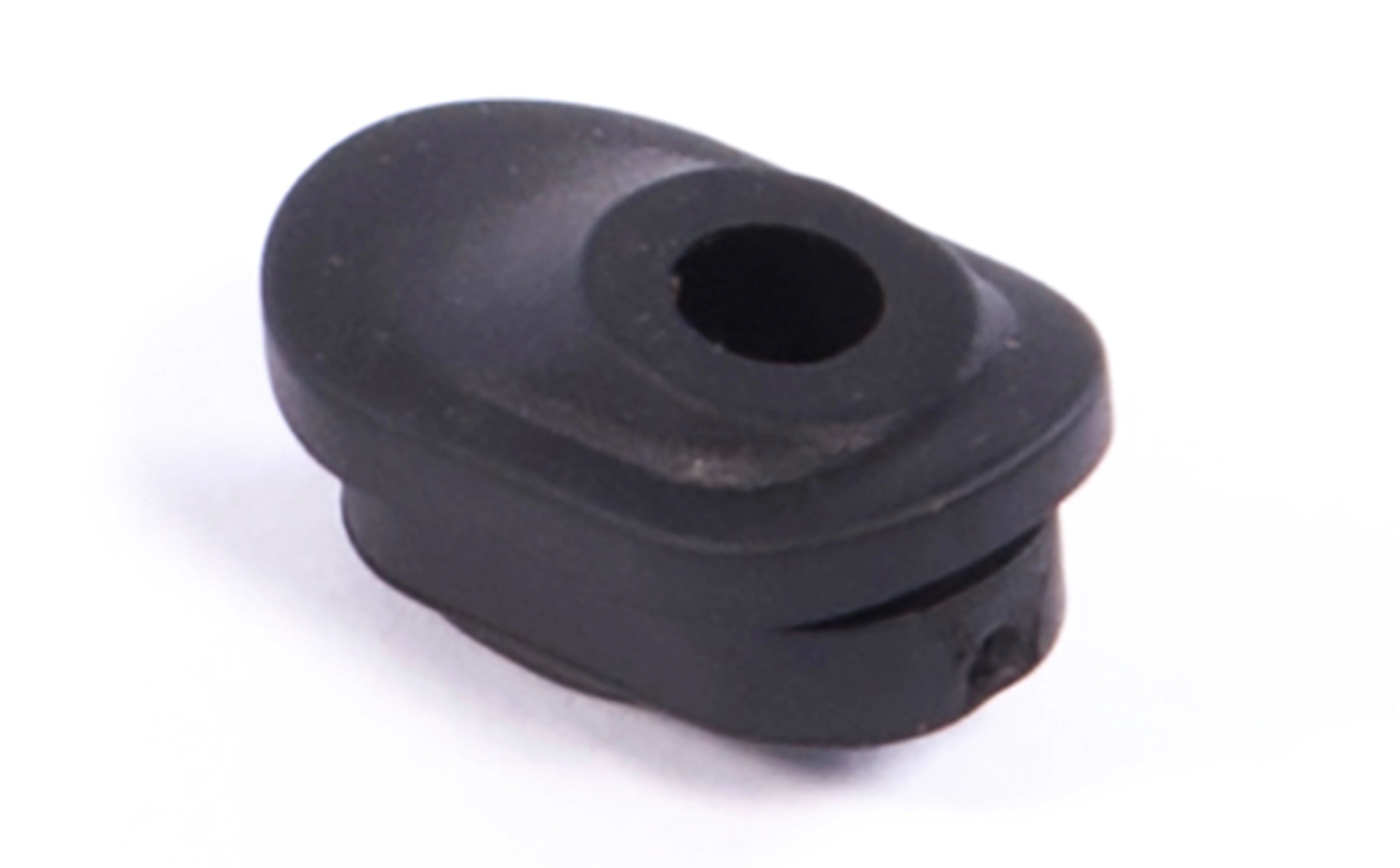 Cable routing grommets - Image 11