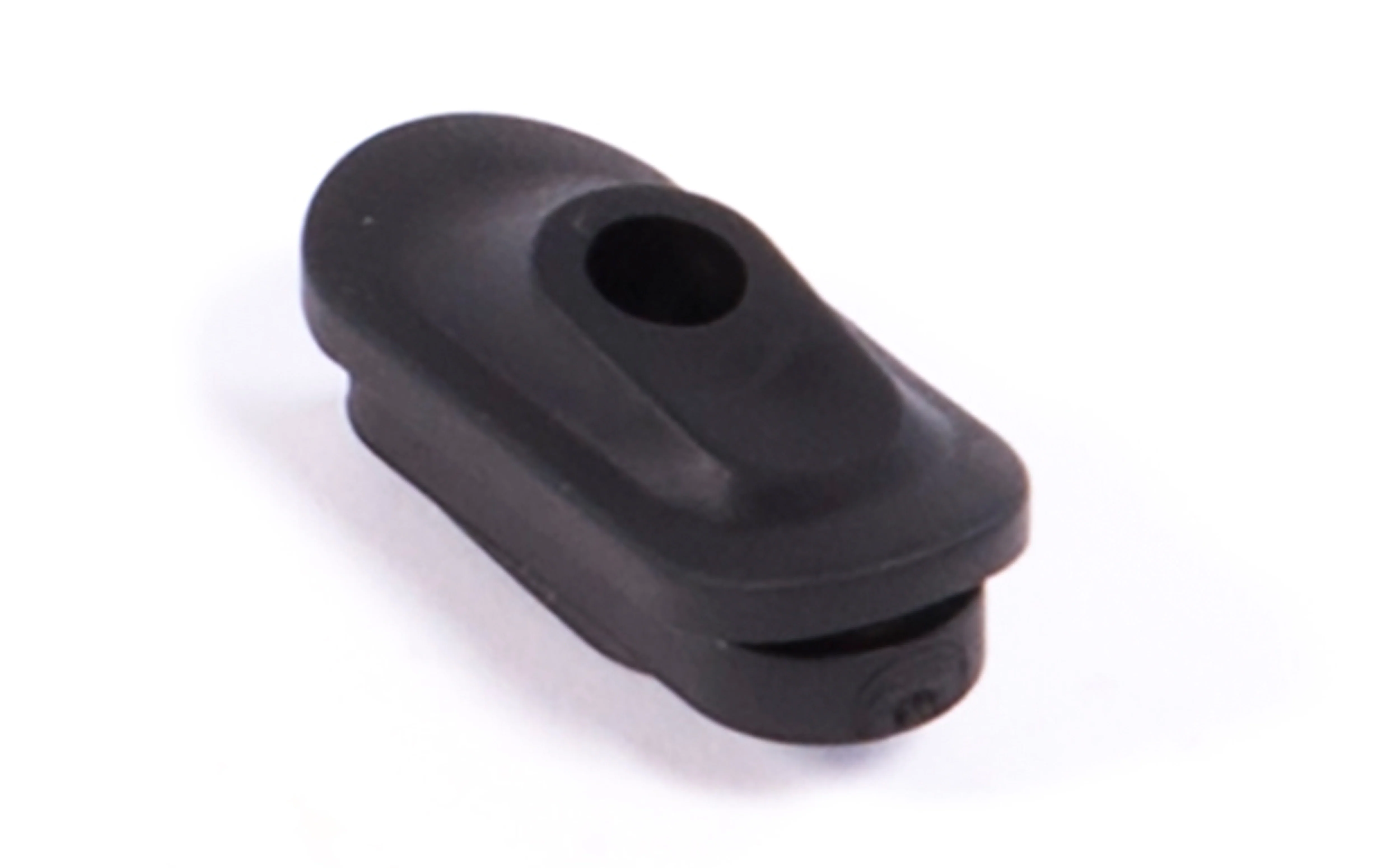 Cable routing grommets - Image 5