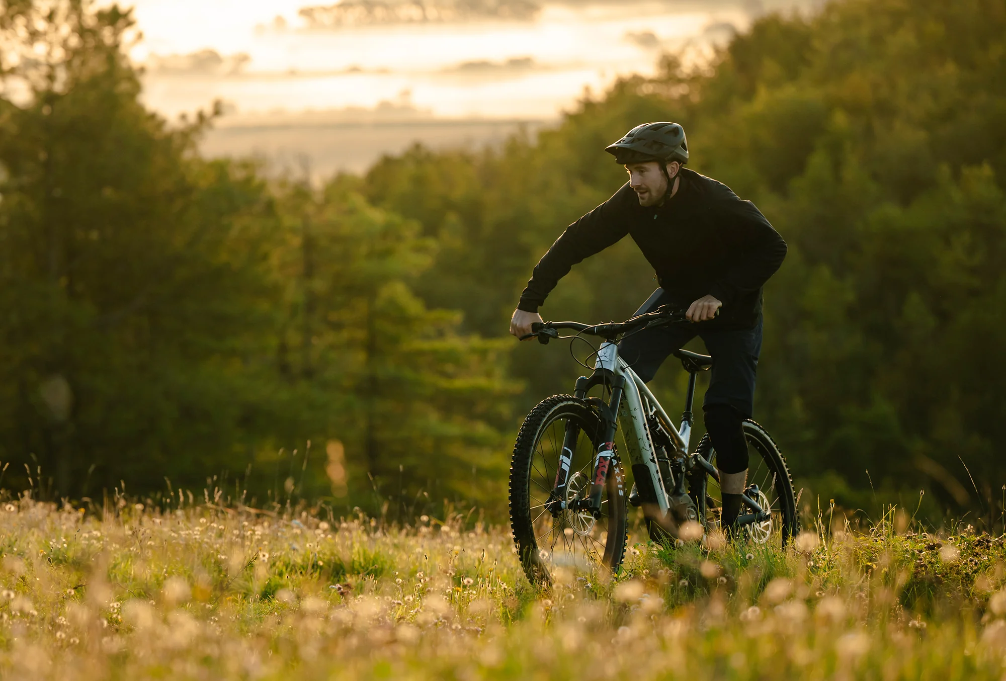 E-160 RS trail/enduro electric mountain bike - Image 8