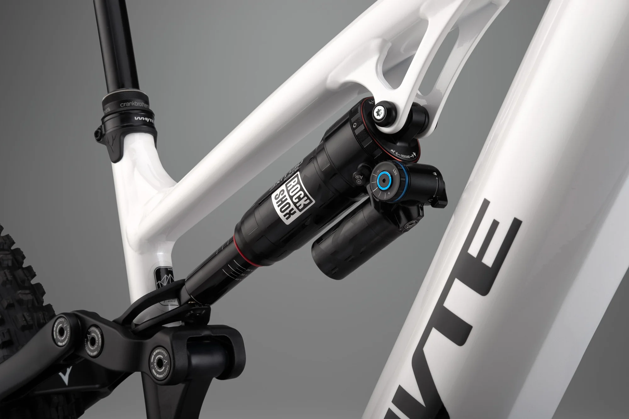 E-180 Works super e-enduro/gravity electric mountain bike - Image 7