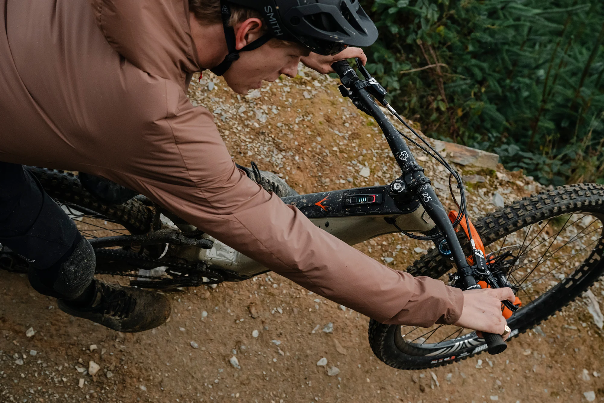 ELyte 150 Works trail/enduro electric mountain bike - Image 12