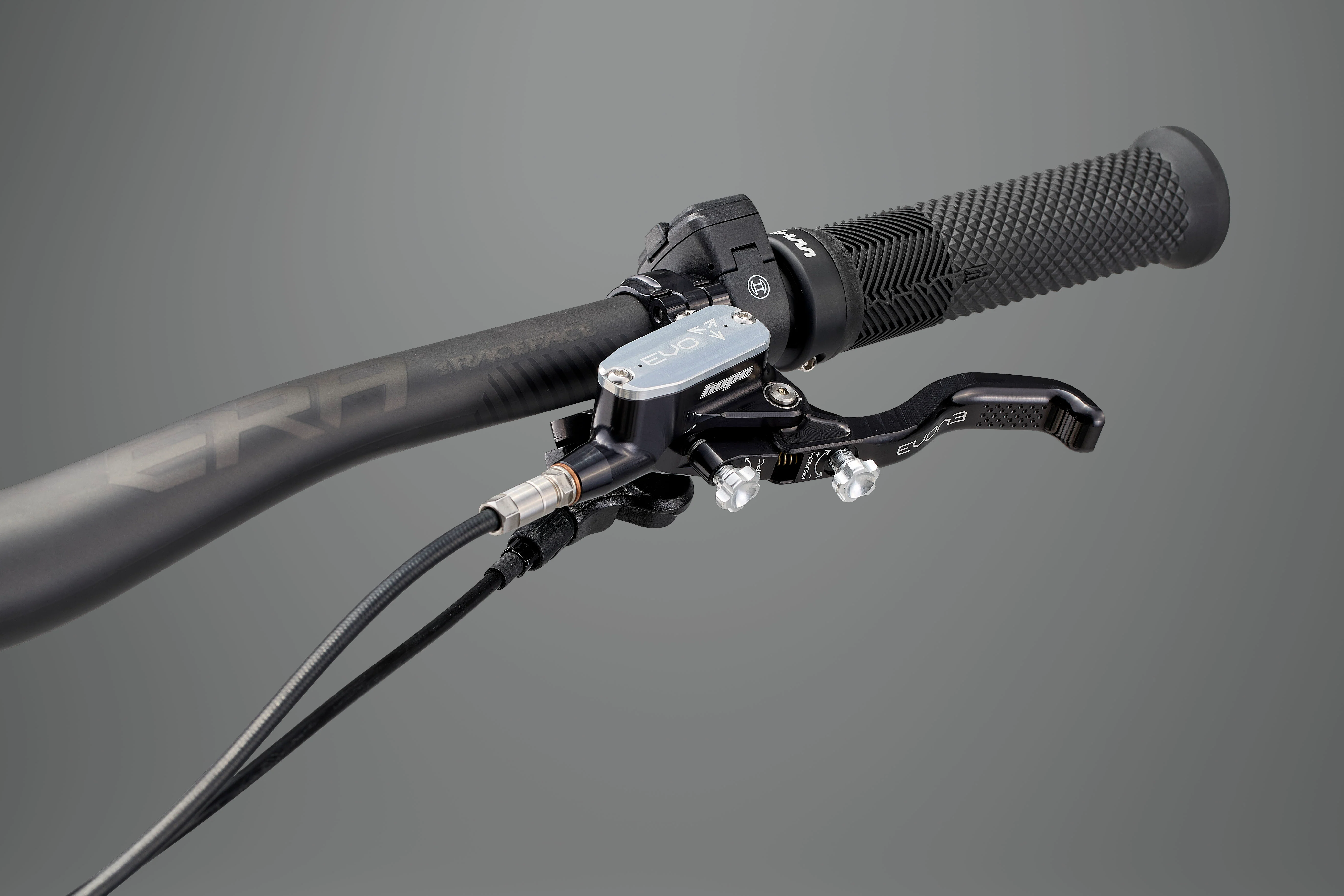 ELyte EVO Stag Works Trail/enduro electric mountain bike - Image 10