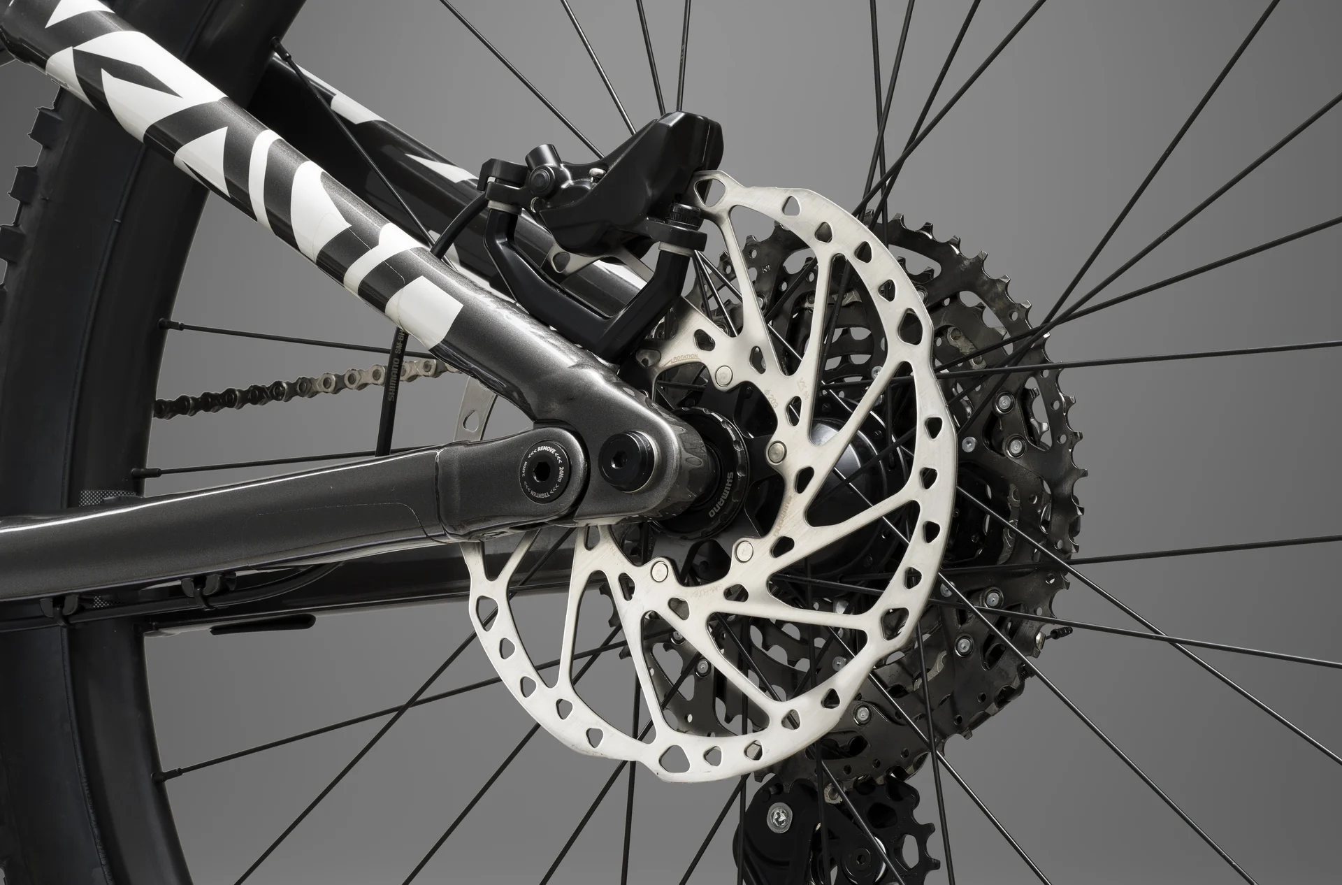 Kado S (600Wh) Trail/enduro electric mountain bike - Image 4