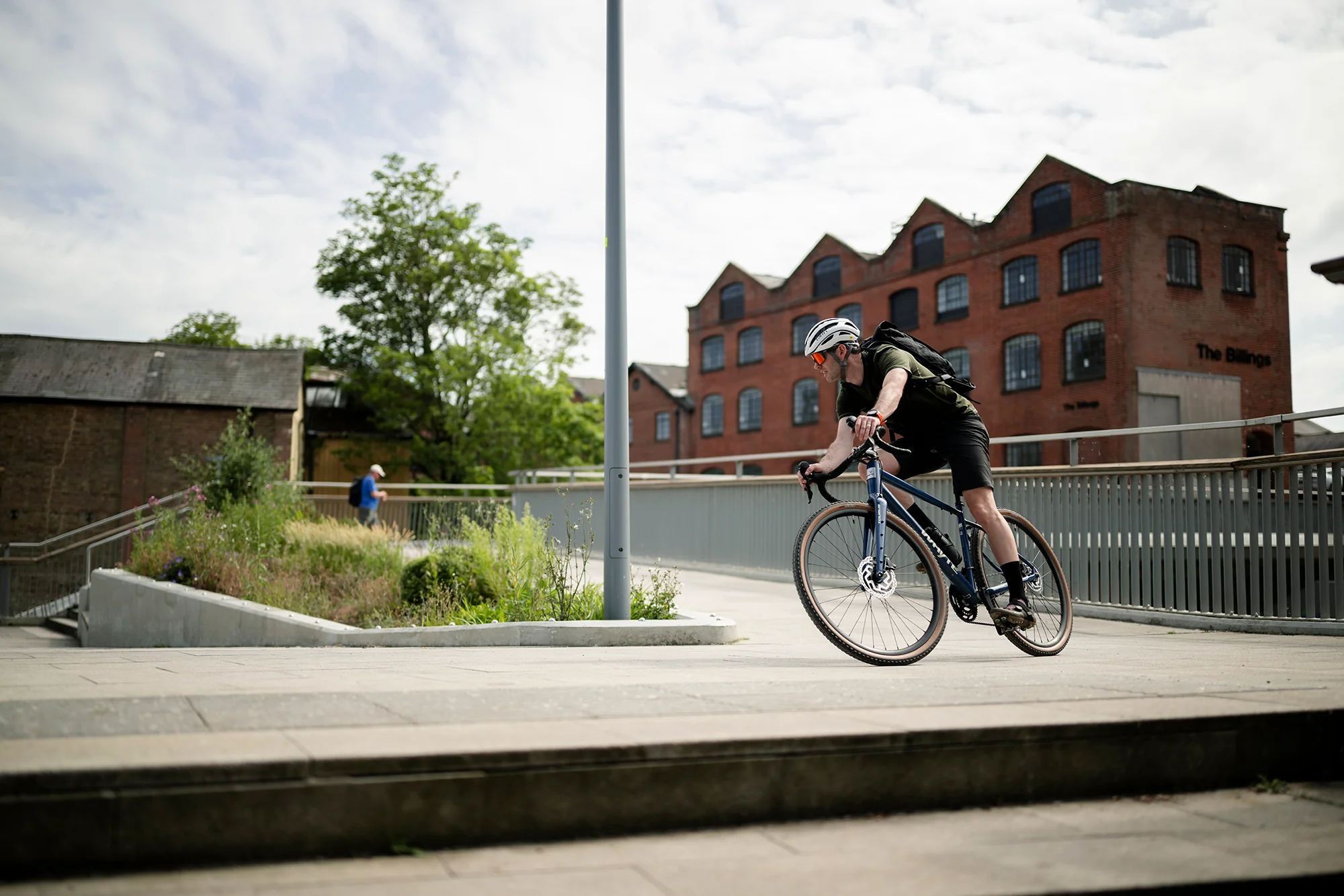 Tourus  light gravel & utility bike - Image 12
